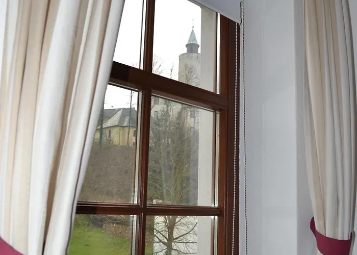 Elegant-hotel Zur Burg * Posterstein