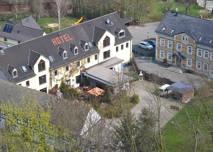 Elegant-hotel Zur Burg * Posterstein